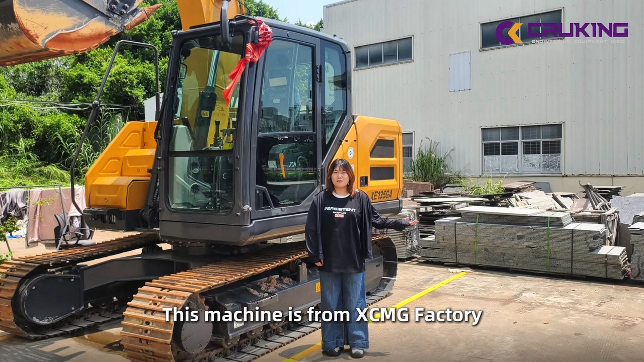 Work Smarter with XCMG XE135WA Excavator