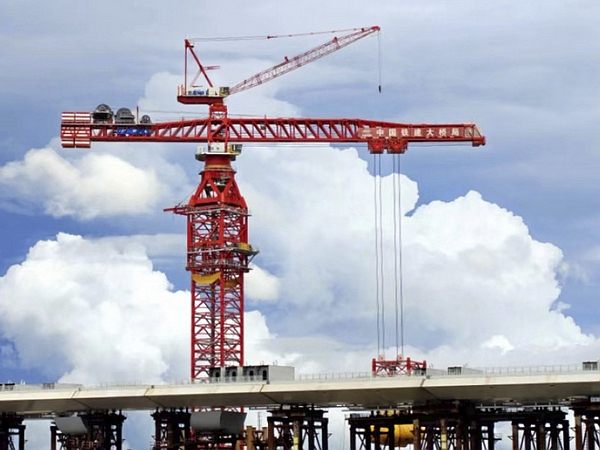 XCMG’s World’s Largest Bridge Tower Crane Passes Load Test