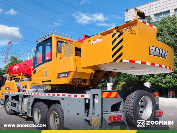 Maldives - 1 Unit SANY STC250C5-8 Truck Crane & 1 Unit XCMG XC6-3007V Telehandler