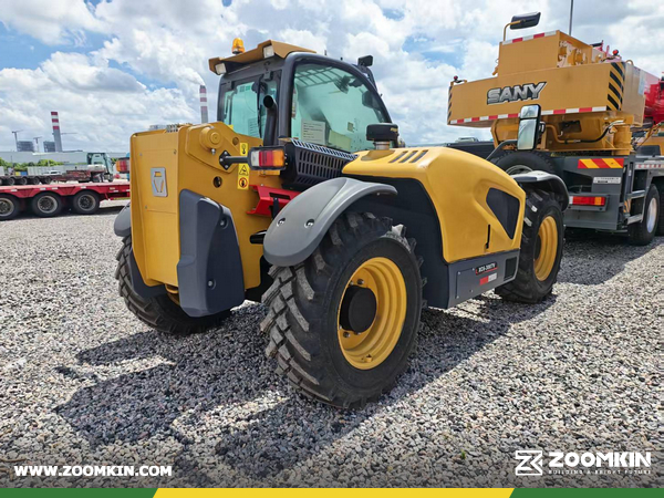 Maldives - 1 Unit SANY STC250C5-8 Truck Crane & 1 Unit XCMG XC6-3007V Telehandler