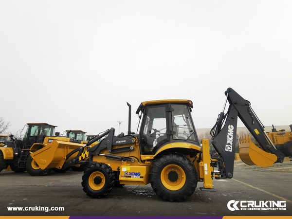 XCMG XC870HK Backhoe Loader