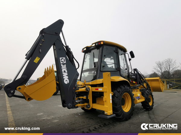 XCMG XC870HK Backhoe Loader